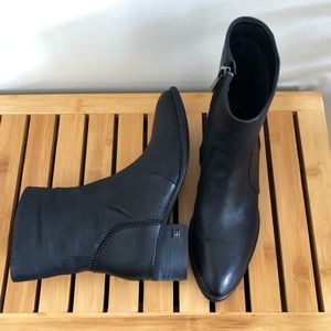 NWOT Sam Edelman Hilary Booties Black Size 5